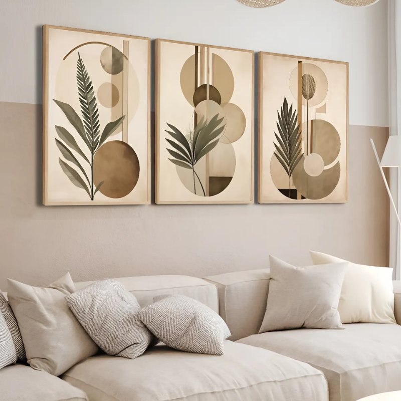 quadros decorativos de folhagem abstrata em tons bege com moldura em sala moderna